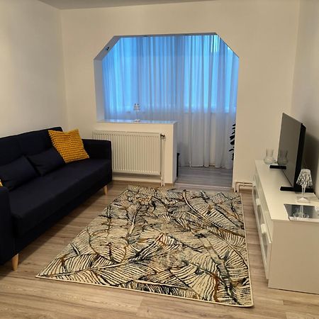 Apartament 2 Cam Cetate Alba Iulia Esterno foto