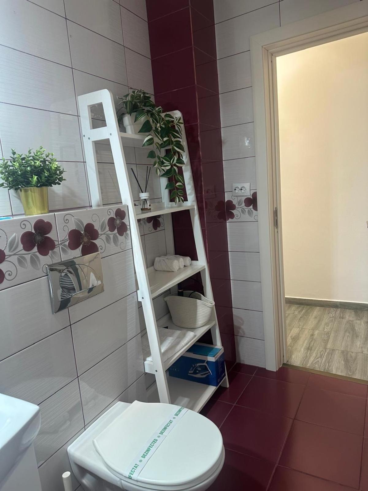 Apartament 2 Cam Cetate Alba Iulia Esterno foto